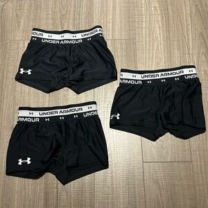 UNDER ARMOUR shorts